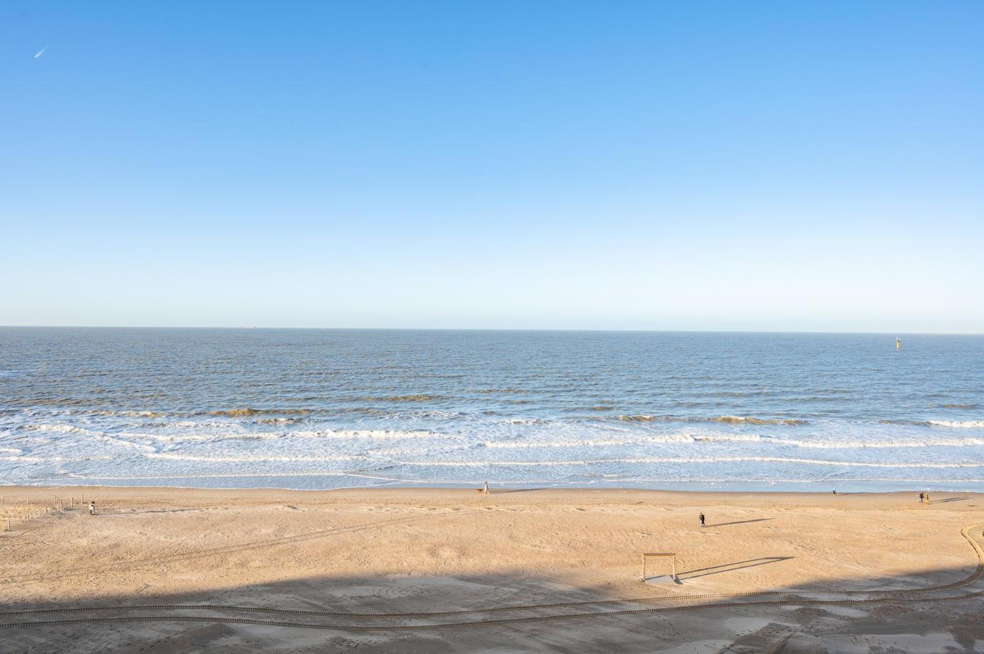 Appartement op de Zeedijk in hartje Knokke 7e verdiep voor 6 personen Buitenkant foto
